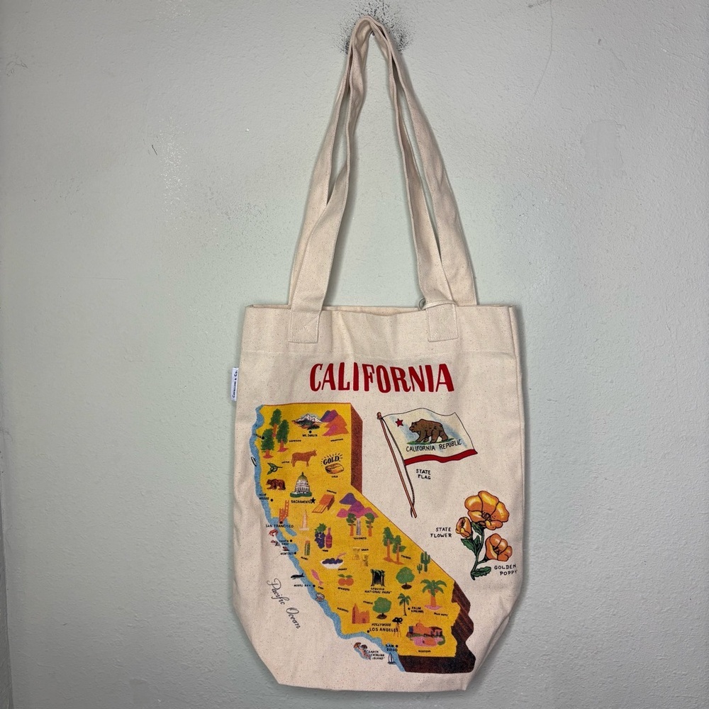 NWT California Canvas Tote Bag in Cream with State Map